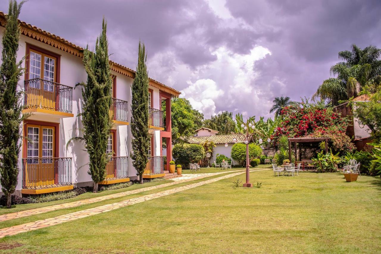Pousada Solar Da Imperatriz ทีราเดนเจส ภายนอก รูปภาพ
